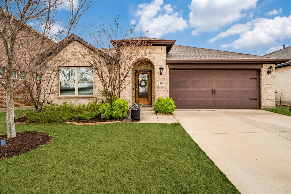 3304 Adobe Vista, Aubrey, TX 76227