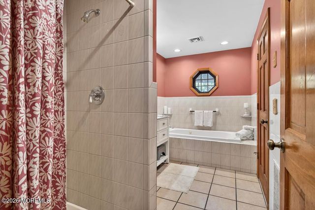 322 Kent Road, Howell, NJ 07731