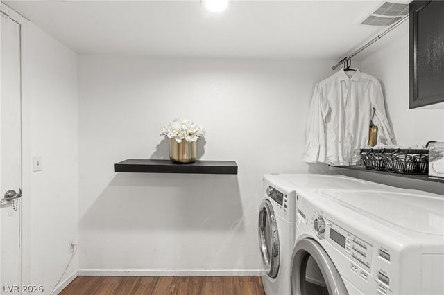 2604 Glen Green Avenue, Henderson, NV 89074