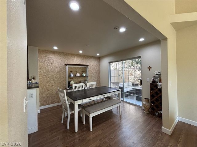 2604 Glen Green Avenue, Henderson, NV 89074