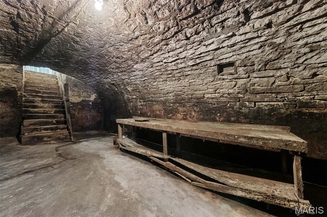 205 E 8th Street, Hermann, MO 65041