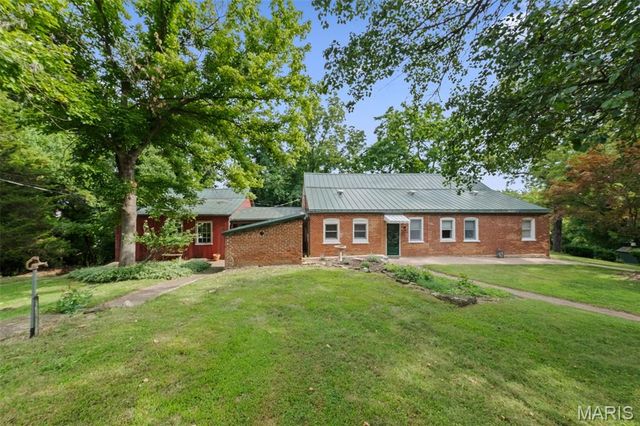 205 E 8th Street, Hermann, MO 65041