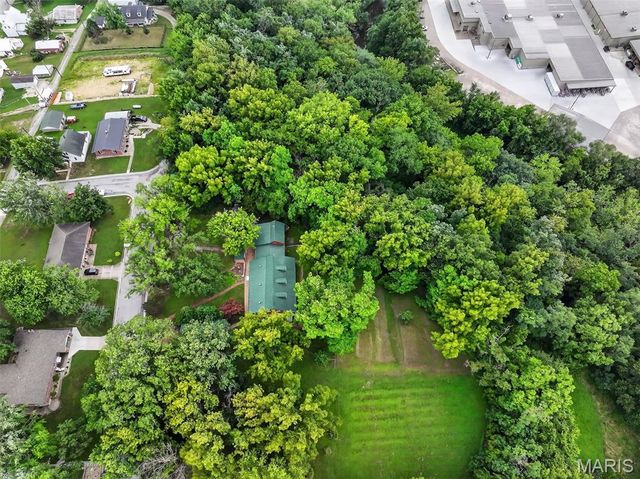 205 E 8th Street, Hermann, MO 65041