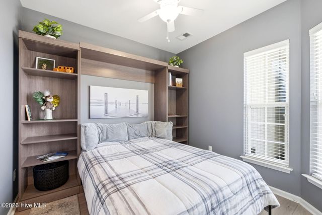 5242 Windward Way, Southport, NC 28461