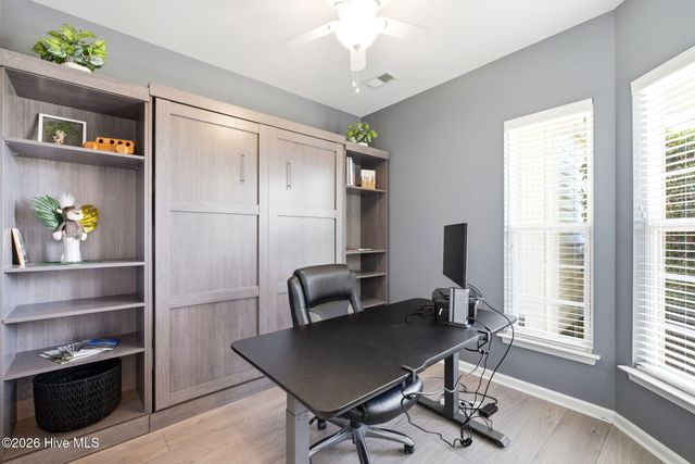 5242 Windward Way, Southport, NC 28461