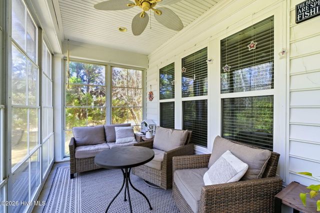 5242 Windward Way, Southport, NC 28461