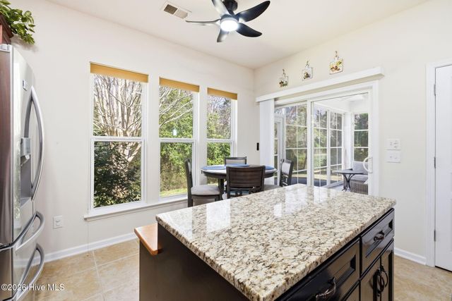 5242 Windward Way, Southport, NC 28461