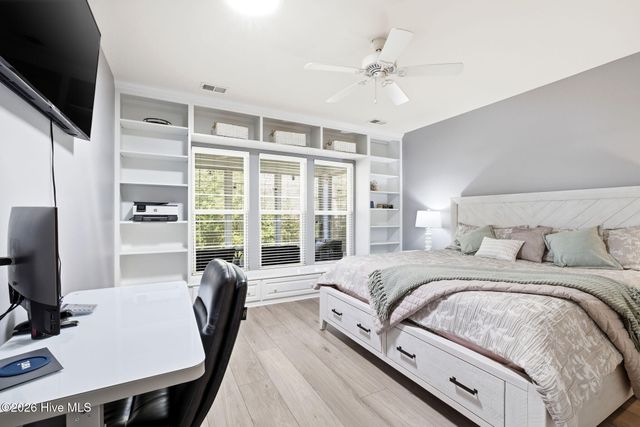 5242 Windward Way, Southport, NC 28461