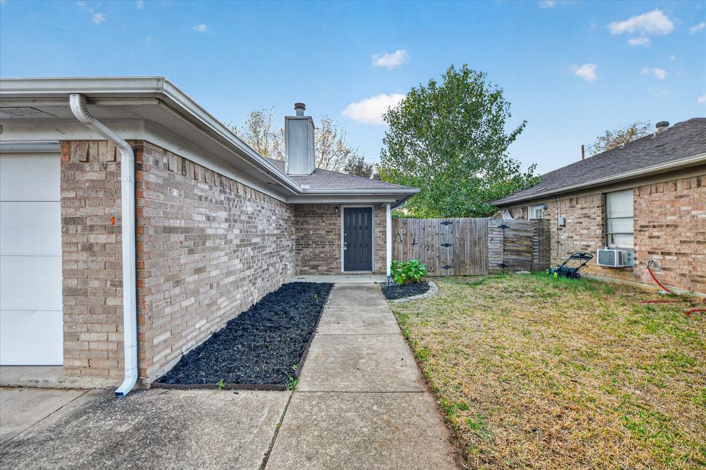 6319 Christy Court, North Richland Hills, TX 76182