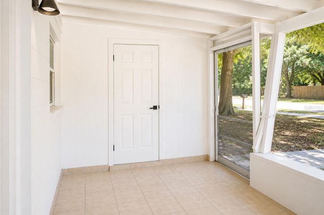 9001 82ND STREET, Seminole, FL 33777