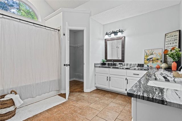 5201 Southern Oaks Trail, Grand Bay, AL 36541