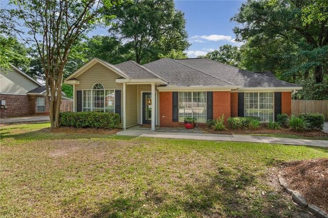 5201 Southern Oaks Trail, Grand Bay, AL 36541