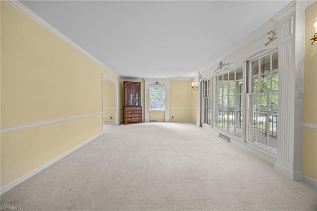 1122 Kensington Drive, High Point, NC 27262