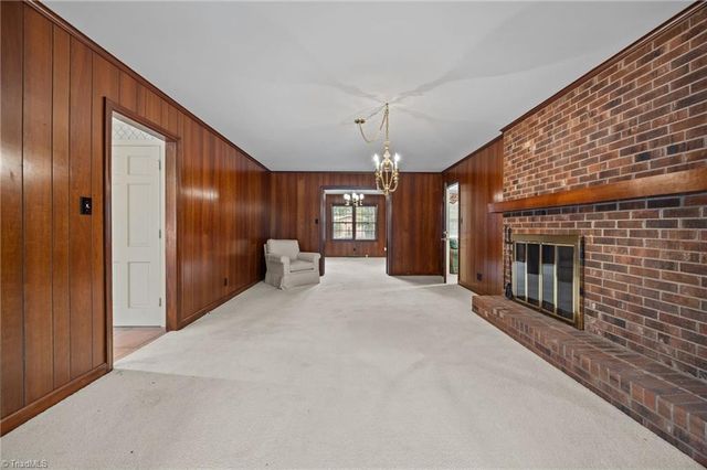 1122 Kensington Drive, High Point, NC 27262