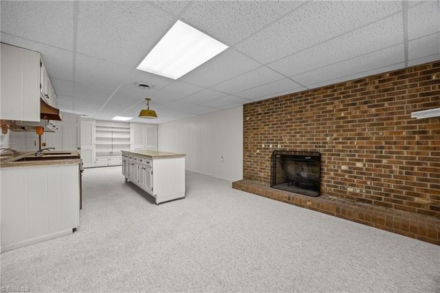 1122 Kensington Drive, High Point, NC 27262