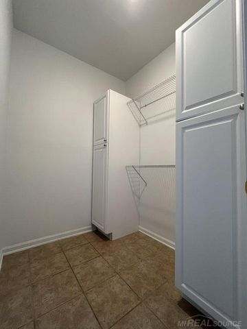 57714 Abraham Drive, Washington, MI 48094