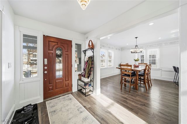 3014 Euclid Heights Boulevard, Cleveland Heights, OH 44118