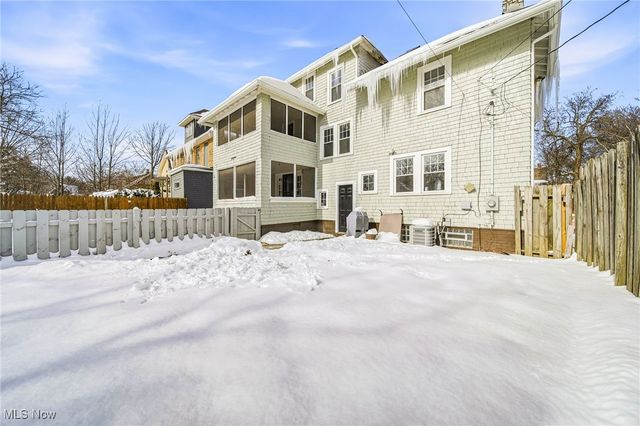 3014 Euclid Heights Boulevard, Cleveland Heights, OH 44118