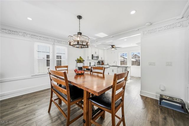 3014 Euclid Heights Boulevard, Cleveland Heights, OH 44118