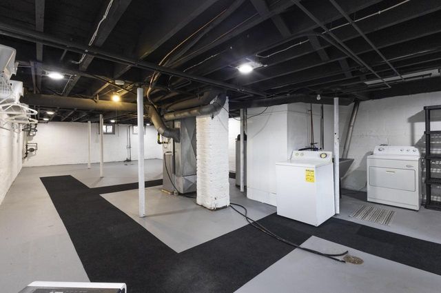 2760 N Booth STREET, Milwaukee, WI 53212