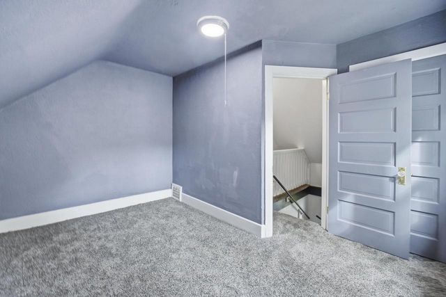 2760 N Booth STREET, Milwaukee, WI 53212