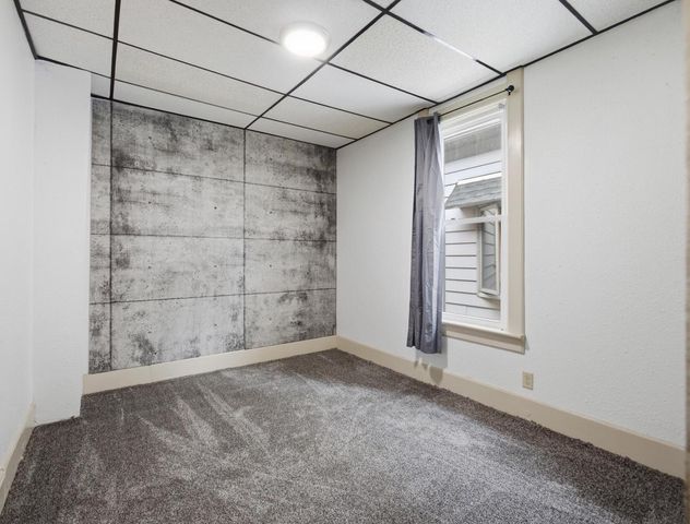 2760 N Booth STREET, Milwaukee, WI 53212