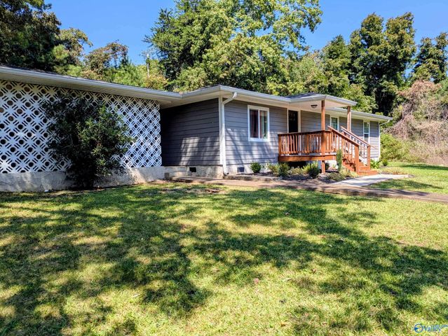 1902 NW Louise Avenue NW, Fort Payne, AL 35967