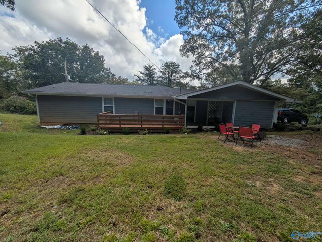 1902 NW Louise Avenue NW, Fort Payne, AL 35967