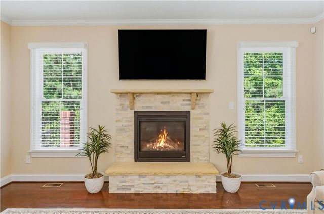 11920 Montfort Cir, Glen Allen, VA 23059
