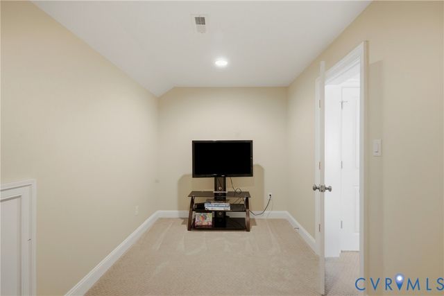 11920 Montfort Cir, Glen Allen, VA 23059