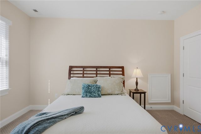 11920 Montfort Cir, Glen Allen, VA 23059