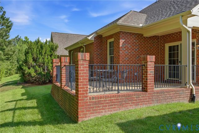 11920 Montfort Cir, Glen Allen, VA 23059