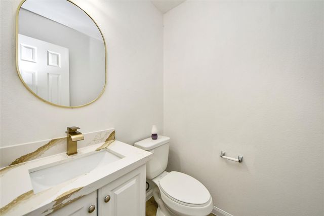 22215 Queenbury Hills Drive, Houston, TX 77073