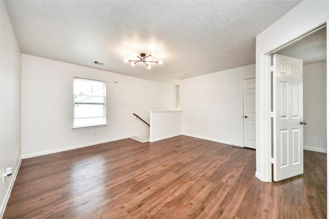 22215 Queenbury Hills Drive, Houston, TX 77073