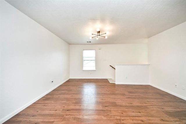 22215 Queenbury Hills Drive, Houston, TX 77073