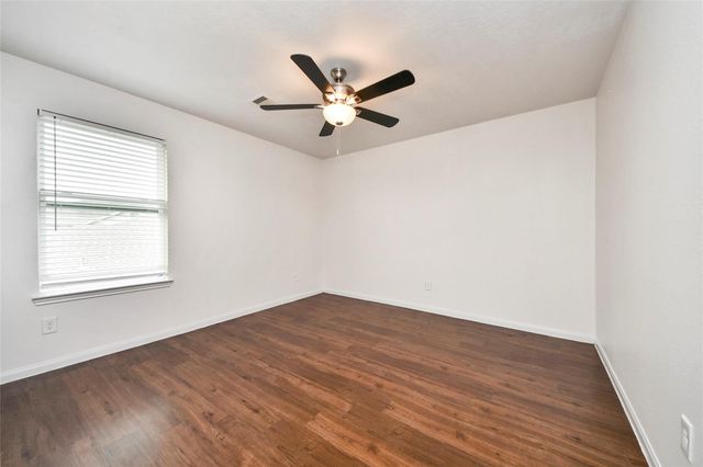 22215 Queenbury Hills Drive, Houston, TX 77073