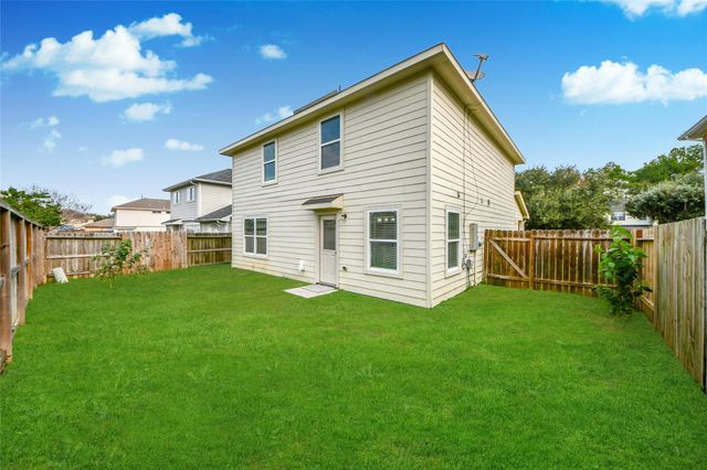 22215 Queenbury Hills Drive, Houston, TX 77073