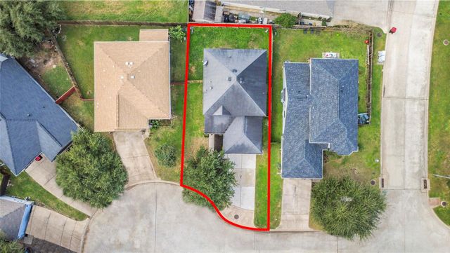 22215 Queenbury Hills Drive, Houston, TX 77073