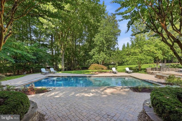 3002 APPLE BROOK LN, Oakton, VA 22124