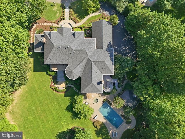 3002 APPLE BROOK LN, Oakton, VA 22124