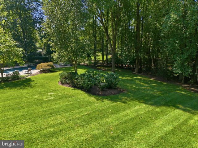 3002 APPLE BROOK LN, Oakton, VA 22124