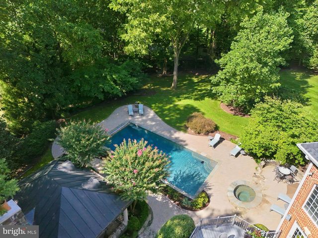 3002 APPLE BROOK LN, Oakton, VA 22124