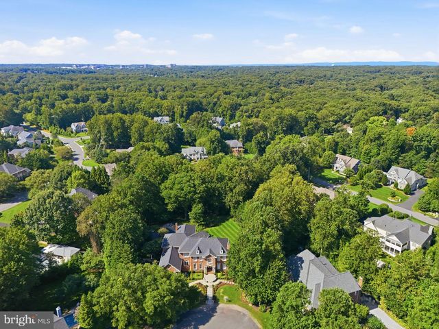 3002 APPLE BROOK LN, Oakton, VA 22124