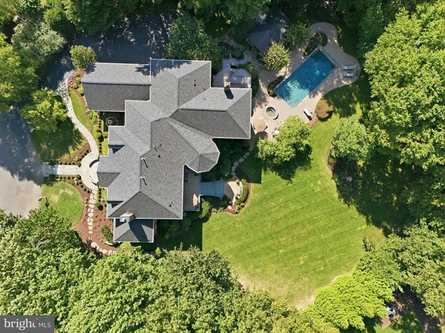 3002 APPLE BROOK LN, Oakton, VA 22124