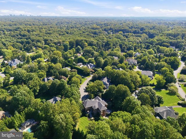 3002 APPLE BROOK LN, Oakton, VA 22124