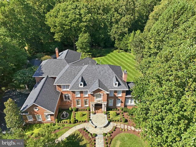 3002 APPLE BROOK LN, Oakton, VA 22124