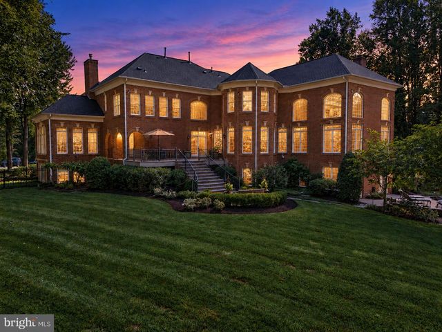 3002 APPLE BROOK LN, Oakton, VA 22124