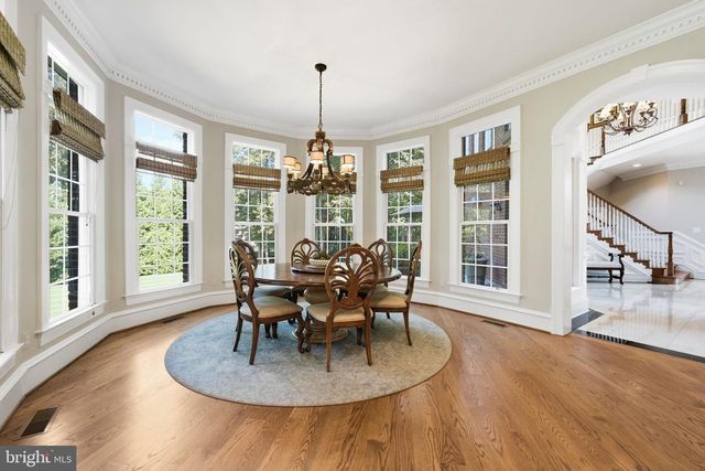3002 APPLE BROOK LN, Oakton, VA 22124