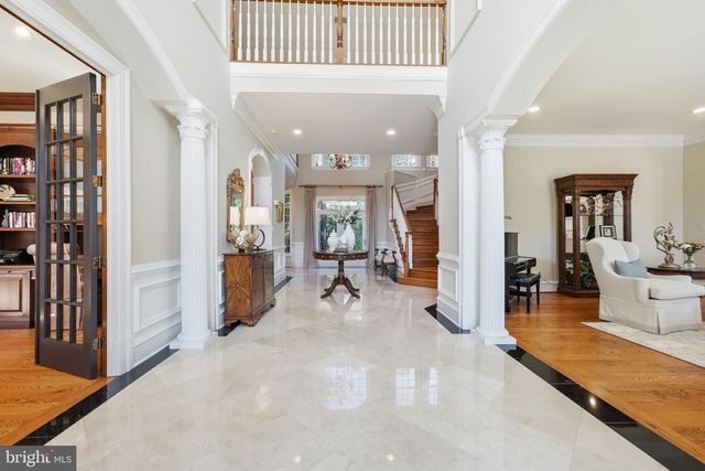 3002 APPLE BROOK LN, Oakton, VA 22124