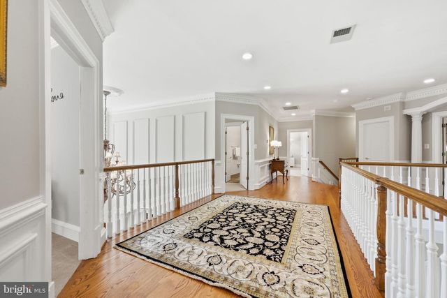 3002 APPLE BROOK LN, Oakton, VA 22124